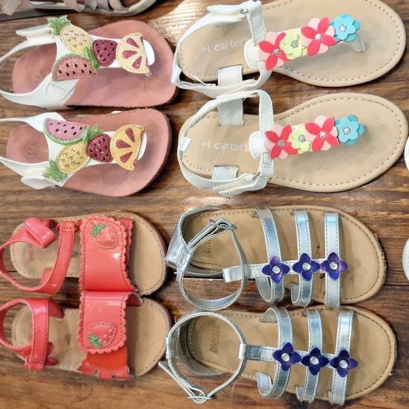 11 Pair Little Girls Shoe lot Size 6 to 10 - Picture 2 of 16